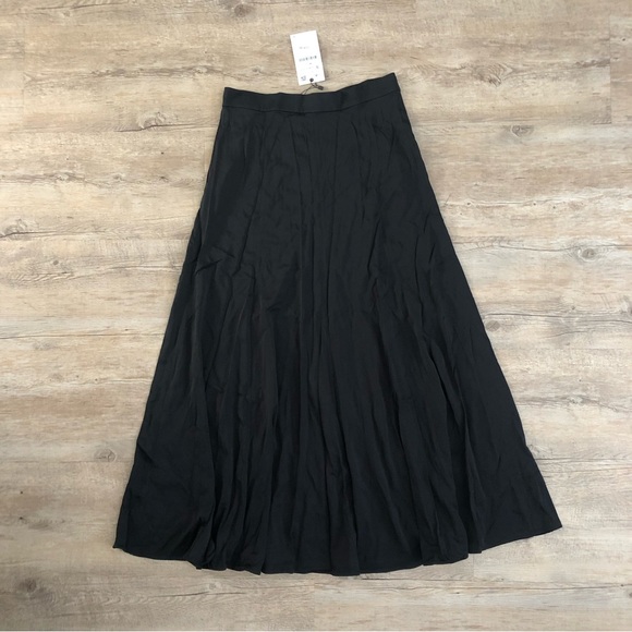 ZARA LONG SKIRT LIMITED EDITION- S - Picture 4 of 11